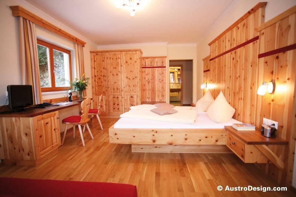 Hotel Raunig Bad Kleinkirchheim Exterior photo