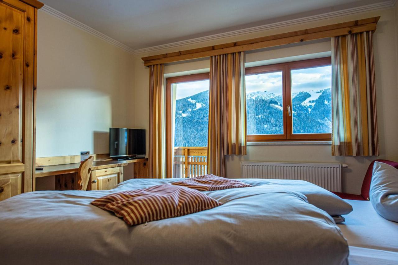 Hotel Raunig Bad Kleinkirchheim Exterior photo
